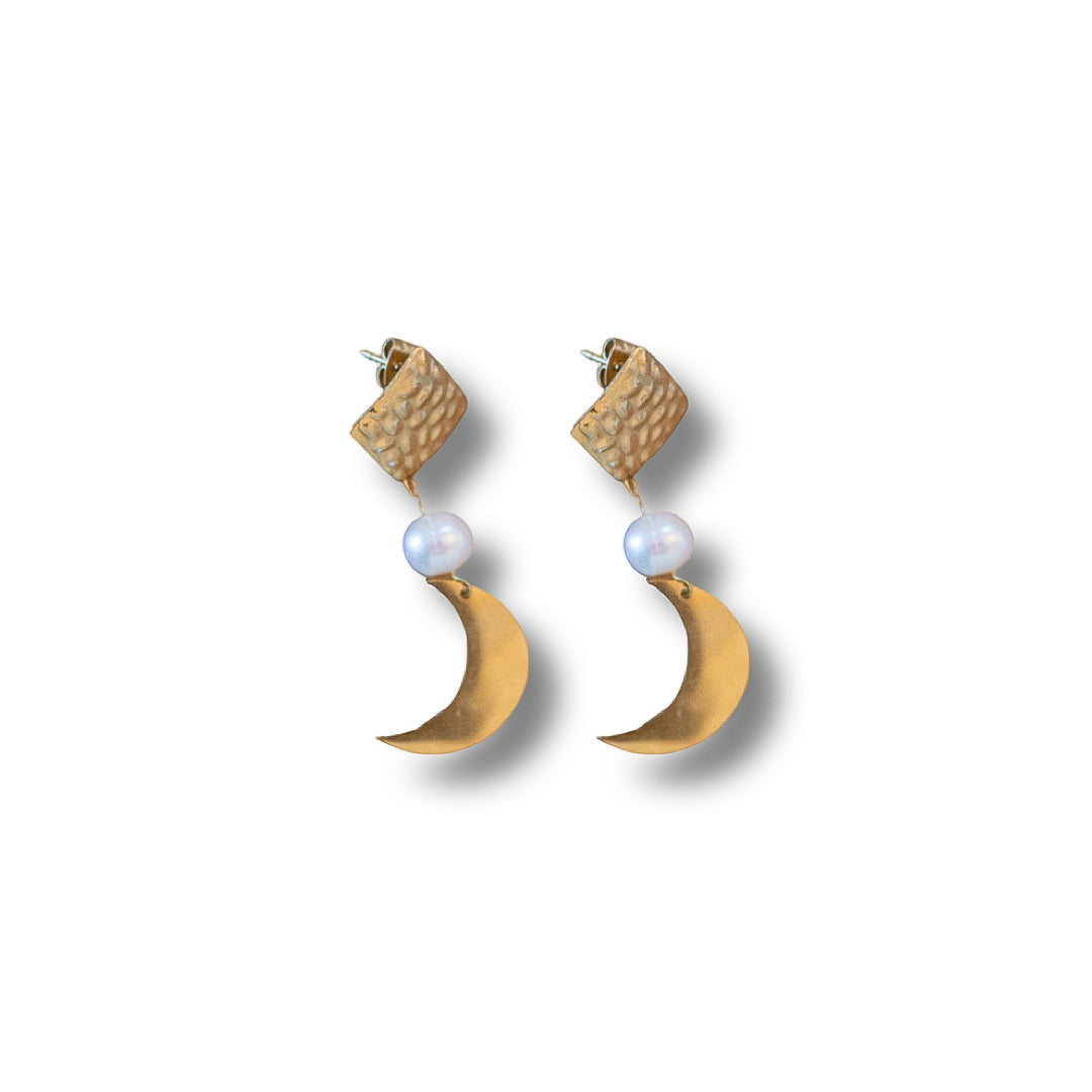 Hestia Pearl Dangle Earrings - Epico Designs 